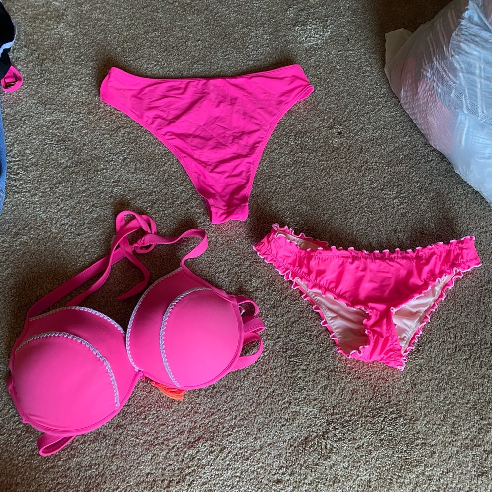 BOTTOMS ON TOP NOT INCLUDED
